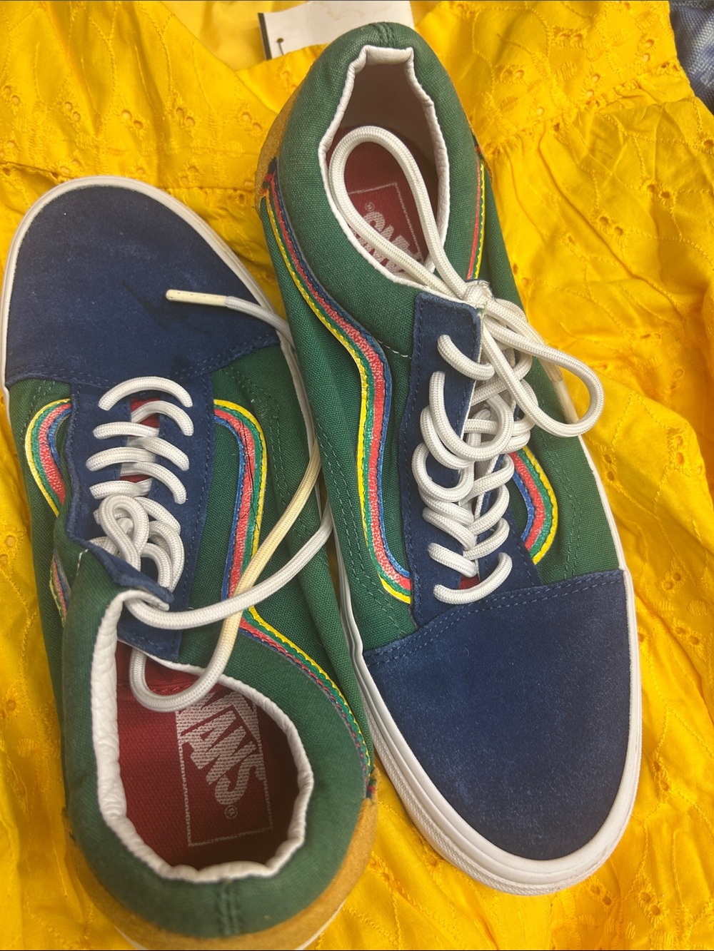 Vans Men's Green and Navy Canvas Low-Top Sneakers with Rainbow Accent (OL#2)